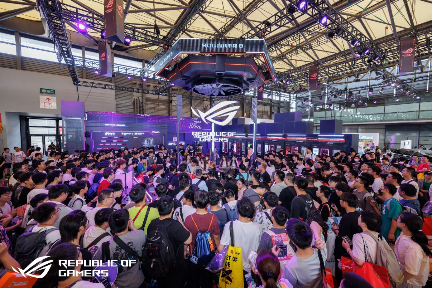 ROG游戏手机8登场ChinaJoy 高能体验+丰富好礼等你来！