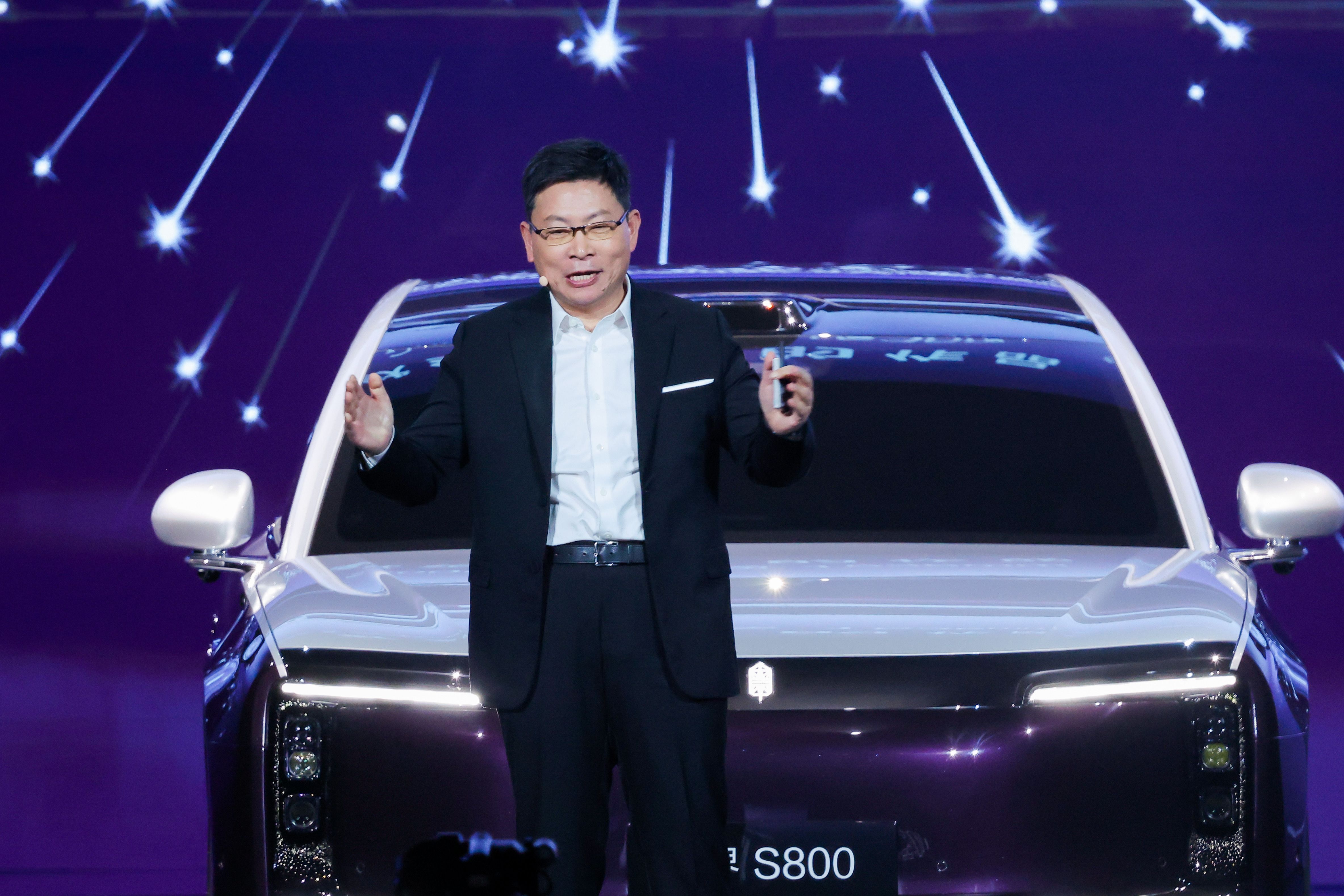 鸿蒙智行尊界S800正式亮相,预计售价100-150万开启预订 - 第1张 - 智趣东西 鸿蒙智行尊界S800正式亮相,预计售价100-150万开启预订 - 第1张