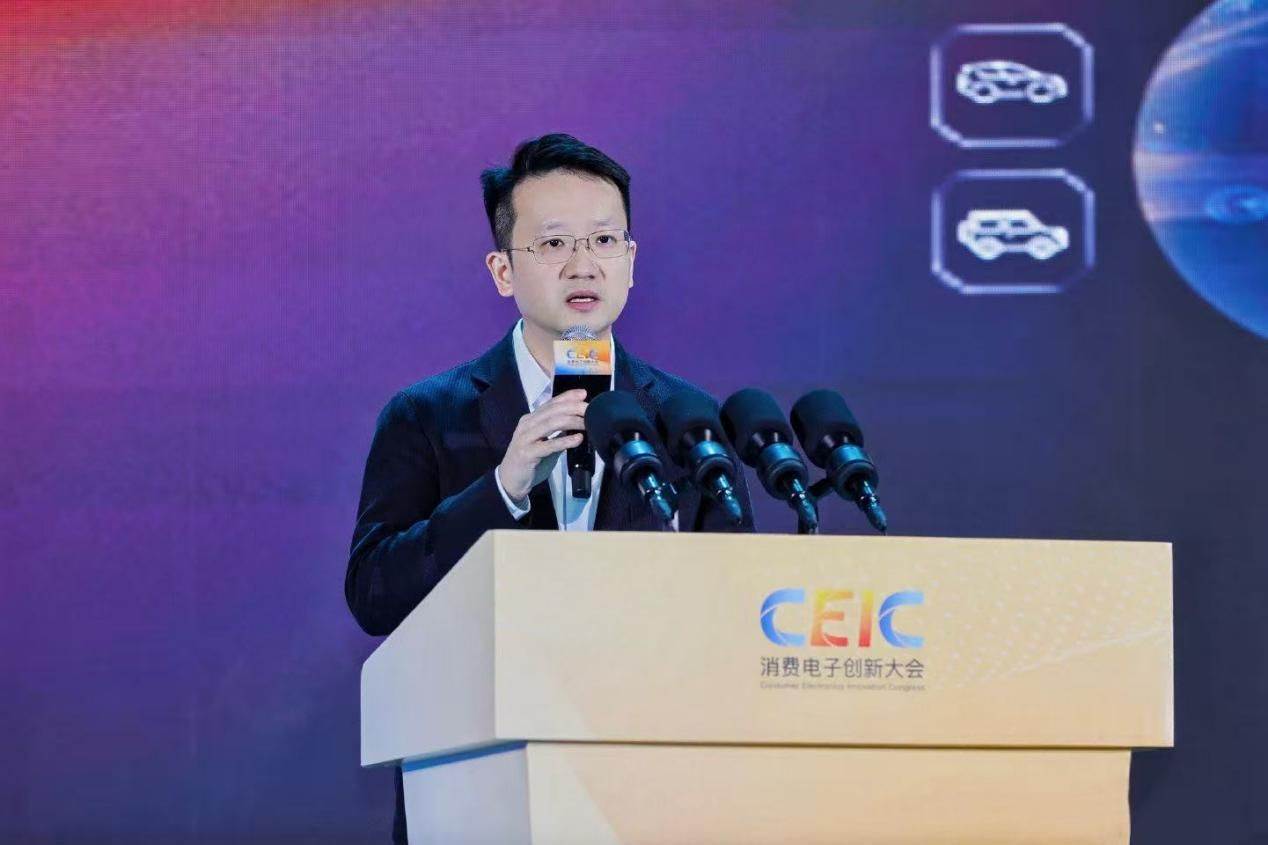 聚焦CEIC 2025：荣耀以开放共创理念，携手全球伙伴开启AI终端新生态