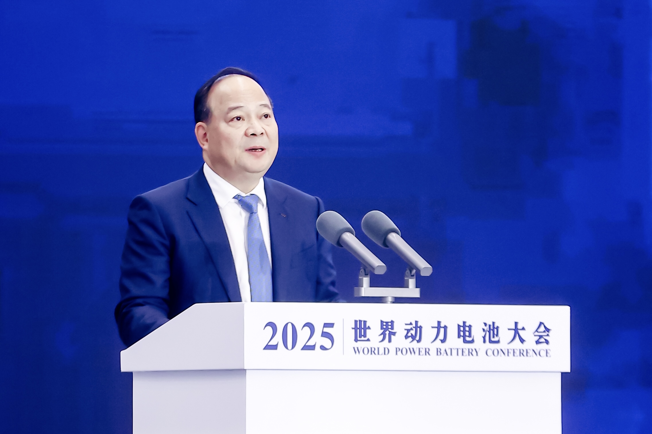 推动新能源产业加速迈入“全域增量时代”