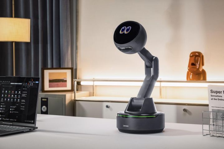 MWC 2026：联想把创新 AI 硬件摆上你的办公桌