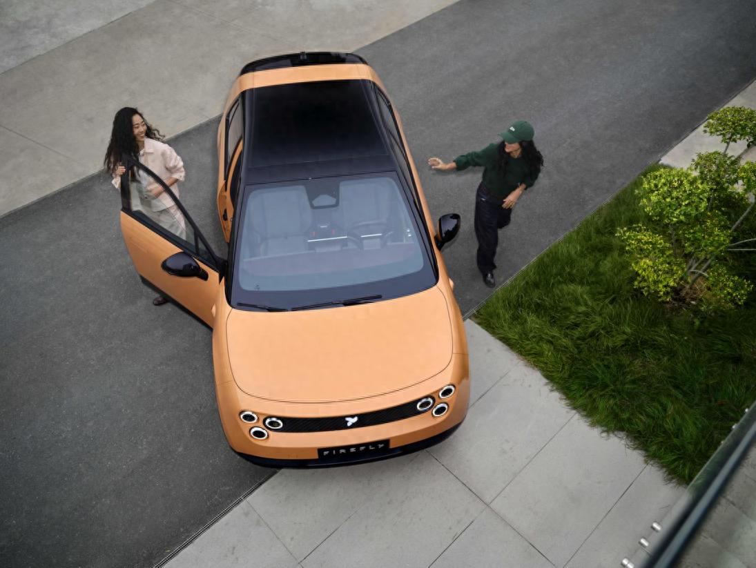 firefly萤火虫焕新升级款正式上市 软硬件双升打造高端小车新体验